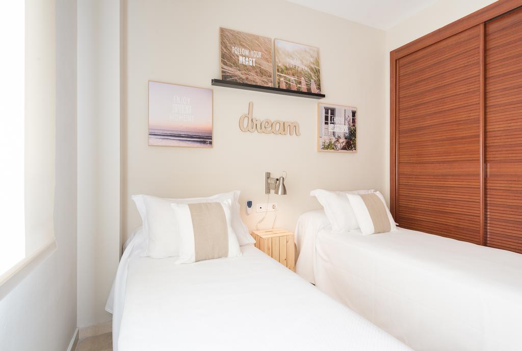 Alameda De Colon Relax & Quiet Business & Family Apartment Málaga Exterior foto
