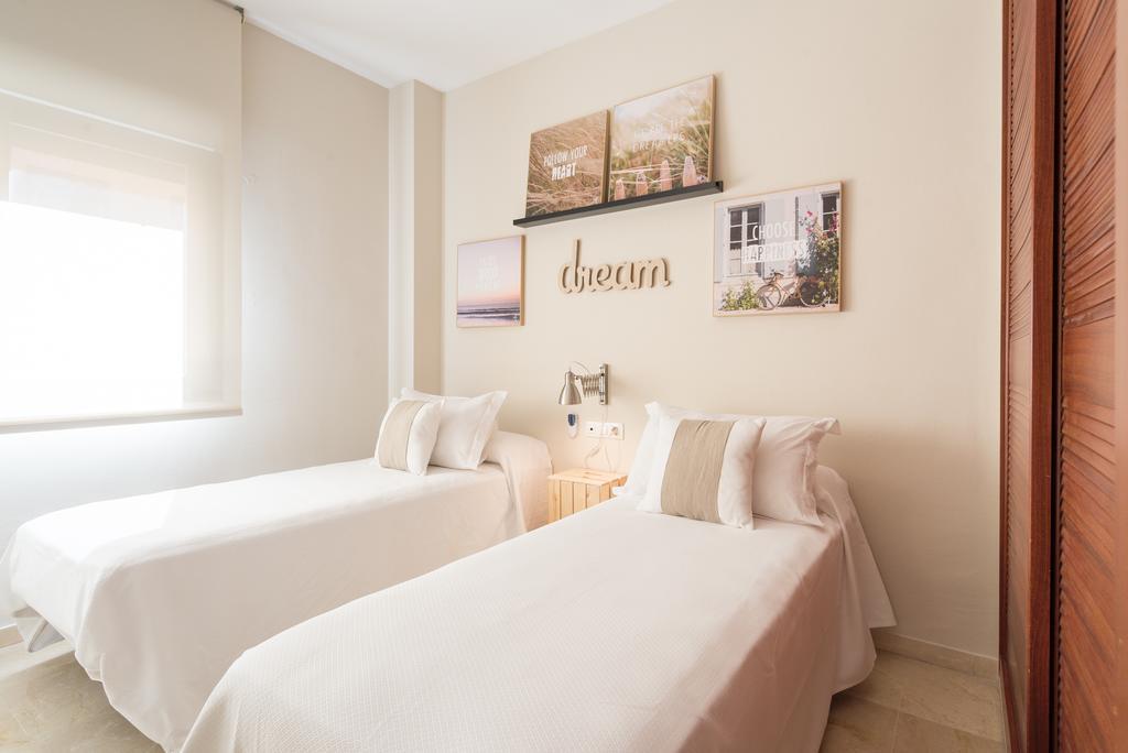 Alameda De Colon Relax & Quiet Business & Family Apartment Málaga Exterior foto